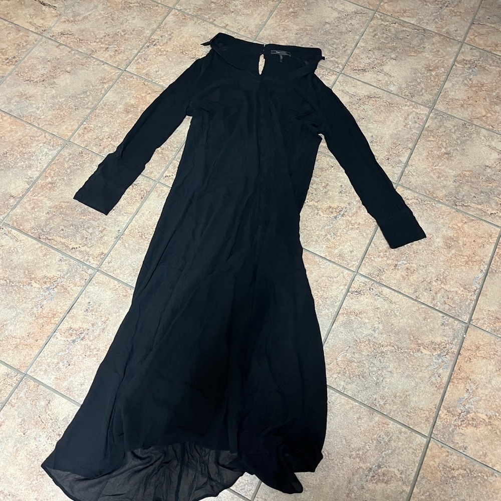 BCBGMaxAzria Black Sheer Lace Robe Long Sleeve Boudoir Size M